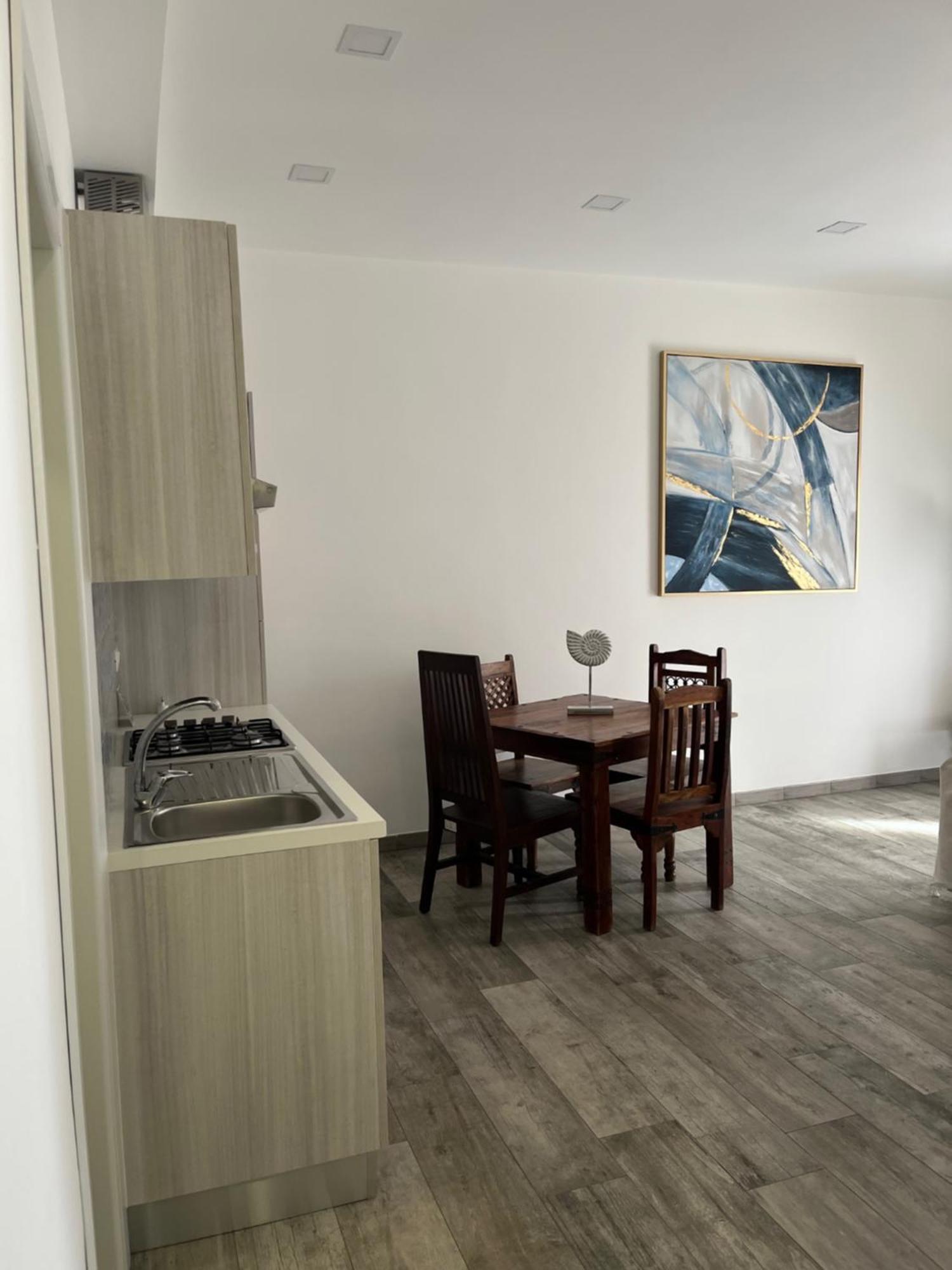 Kennedy Family Apts Alghero Quarto foto